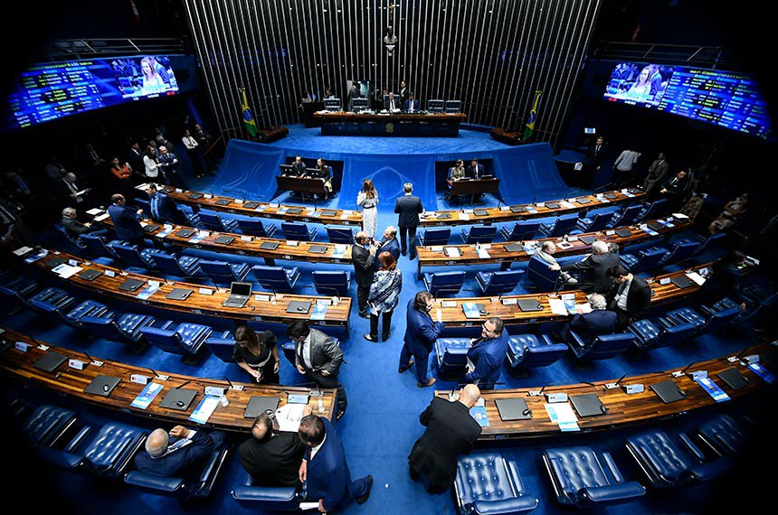 Mesa:
vice-presidente do Senado, senador Antonio Anastasia (PSDB-MG); 
secretário-geral da Mesa, Luiz Fernando Bandeira de Mello Filho.