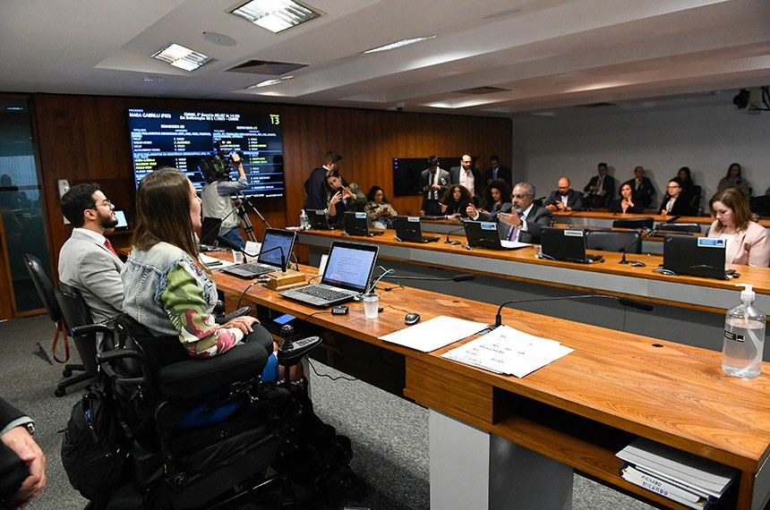 Bancada:
senador Paulo Paim (PT-RS); 
deputada Socorro Neri (PP-AC).