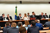 CMO aprova audiência pública com o tema ‘As Mulheres e o Orçamento’