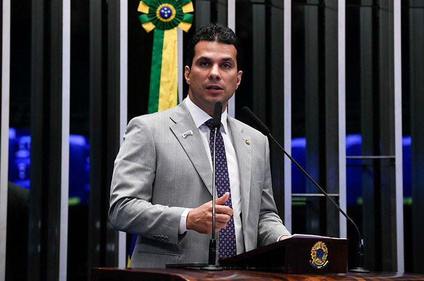 Em discurso, à tribuna, senador Irajá (PSD-TO).