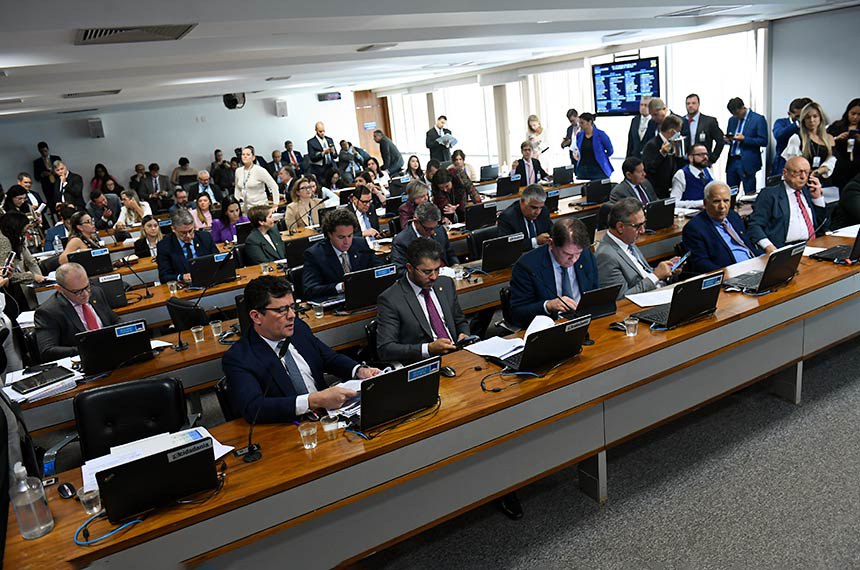 Bancada:
senador Sergio Moro (União-PR); 
senador Marcos Rogério (PL-RO);
senador Cid Gomes (PDT-CE); 
senador Lucas Barreto (PSD-AP); 
senador Oriovisto Guimarães (Podemos-PR); 
senador Esperidião Amin (PP-SC); 
senador Marcos do Val (Podemos-ES);
senador Veneziano Vital do Rêgo (MDB-PB); 
senador Rogério Carvalho (PT-SE); 
senador Eduardo Girão (Novo-CE); 
senador Hamilton Mourão (Republicanos-RS); 
senador Jorge Seif (PL-SC); 
senador Alessandro Vieira (MDB-SE); 
senadora Tereza Cristina (PP-MS); 
senador Mauro Carvalho Junior (União-MT); 
senadora Margareth Buzetti (PSD-MT).