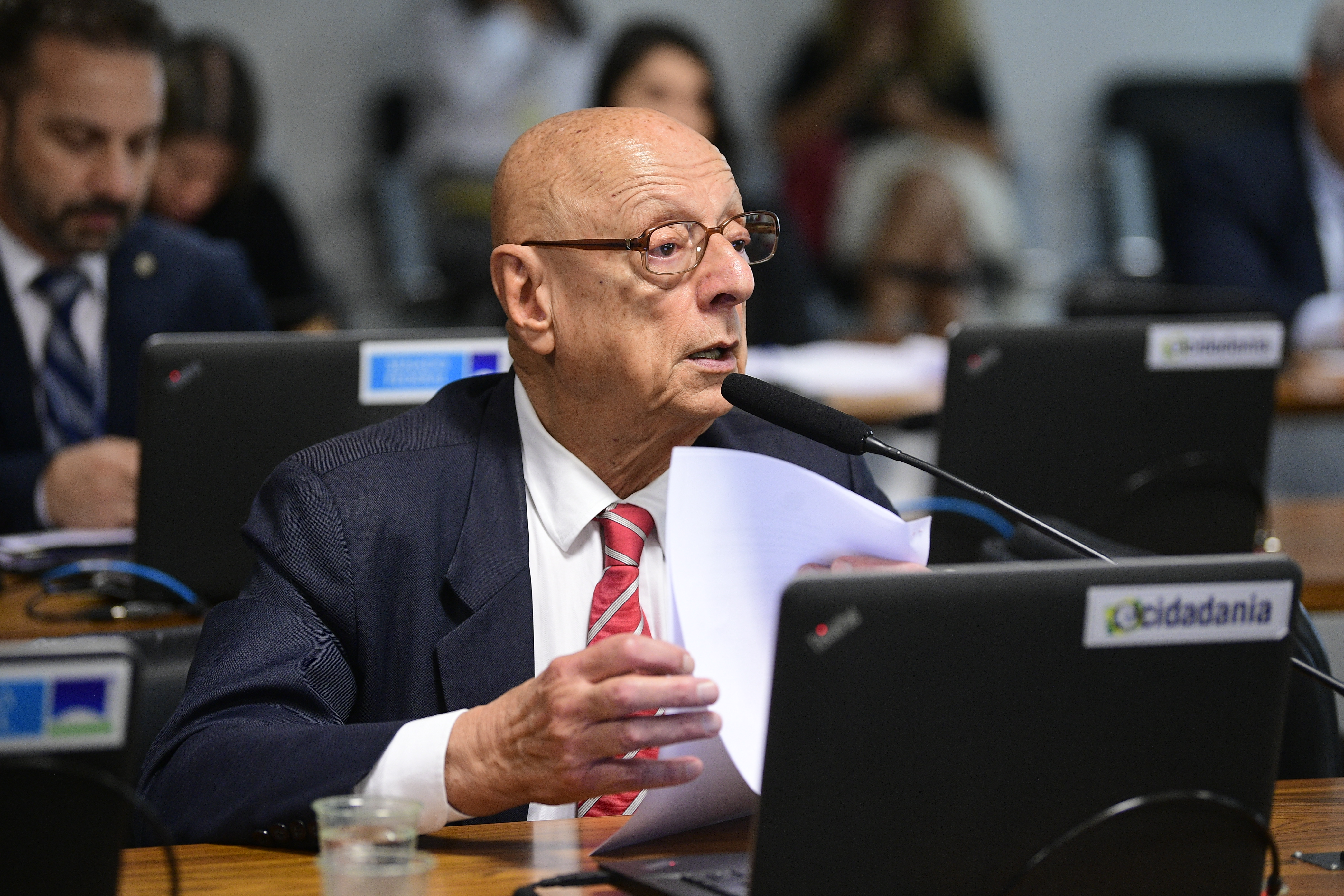 À bancada, senador Esperidião Amin (PP-SC).