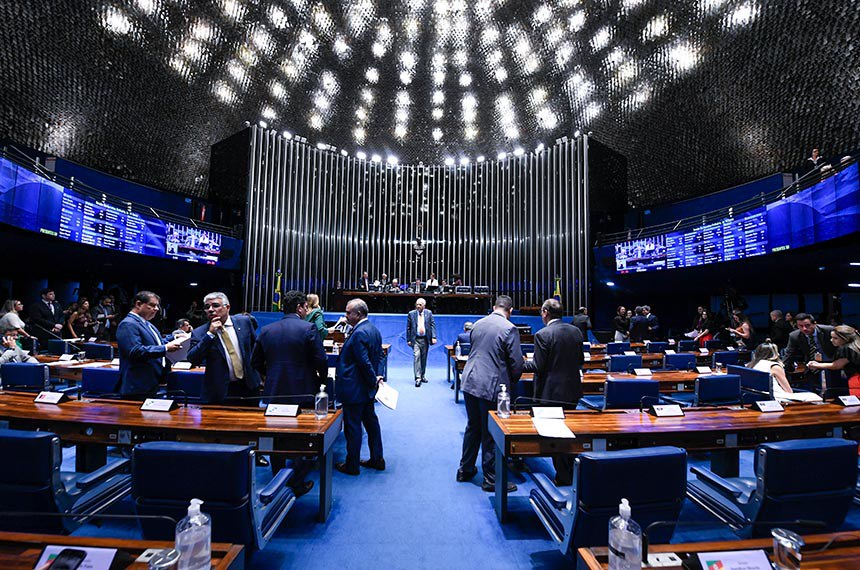 Mesa: 
senador Otto Alencar (PSD-BA);
presidente do Senado Federal, senador Rodrigo Pacheco (PSD-MG);
secretário-geral da Mesa do Senado Federal, Gustavo A. Sabóia Vieira.