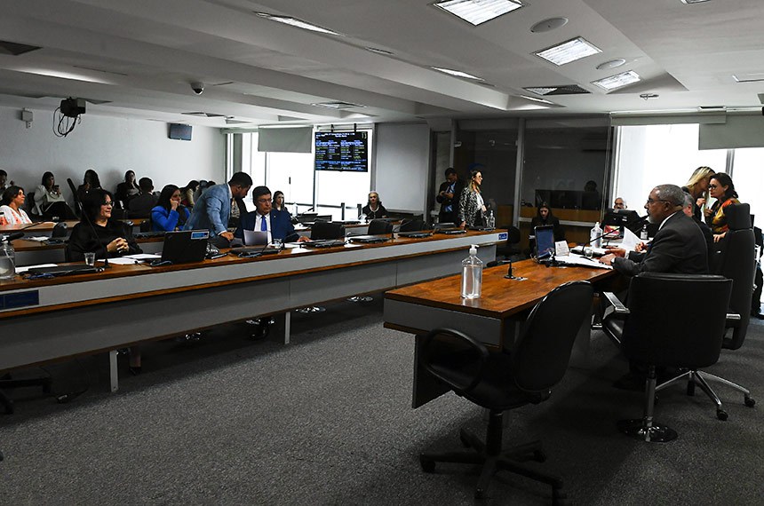 Bancada:
senadora Damares Alves (Republicanos-DF);
senador Carlos Viana (Podemos-MG).