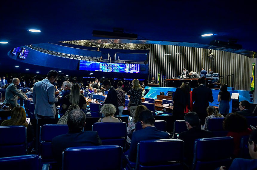 Mesa: 
senador Jayme Campos (União-MT); 
senador Weverton (PDT-MA);
presidente do Senado Federal, senador Rodrigo Pacheco (PSD-MG); 
secretário-geral da Mesa do Senado Federal, Gustavo A. Sabóia Vieira;
secretário-geral adjunto da Mesa do Senado Federal, Ivan Furlan Falconi.