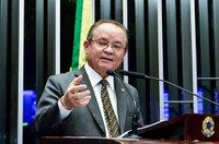 Zequinha Marinho defende desenvolvimento econômico sustentável