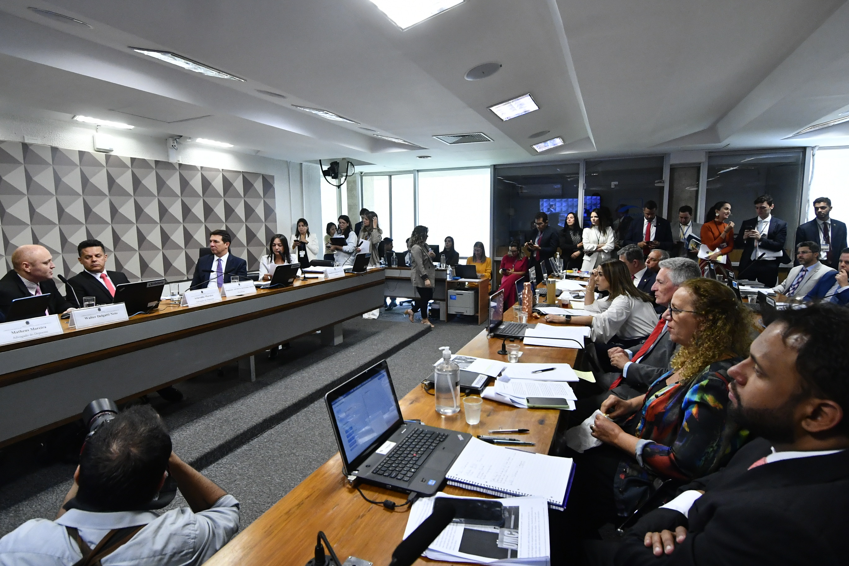 Bancada:
senador Izalci Lucas (PSDB-DF); 
senador Rogério Carvalho (PT-SE);
senadora Soraya Thronicke (Podemos-MS); 
deputado Rogério Correia (PT-MG); 
deputada Jandira Feghali (PCdoB-RJ); 
deputado Pastor Henrique Vieira (PSOL-RJ); 
senador Marcos Rogério (PL-RO);
deputado Rodrigo Valadares (União-SE).