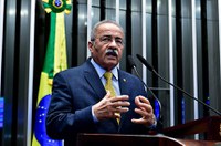 Chico Rodrigues destaca crescimento econômico e apela por reforma tributária