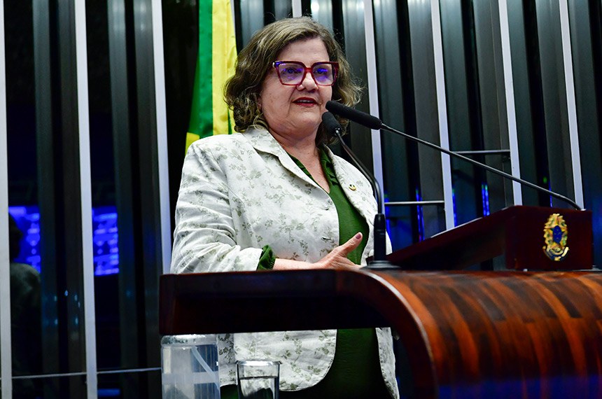 Em discurso, à tribuna, senadora Teresa Leitão (PT-PE). 