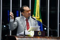 Kajuru pede mudanças no rotativo do cartão de crédito