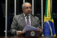 Paulo Paim comemora aprovação do novo arcabouço fiscal