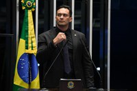 Senado aprova exame toxicológico para porte e posse de arma