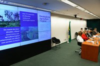 Governo deve aumentar recursos para pesquisa agropecuária em 2024