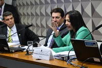 Sargento tenta justificar dinheiro em sua conta; Eliziane vê 'transações incompatíveis'