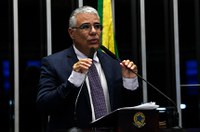 Para Girão, algumas defensorias públicas atuam 'a favor do aborto'