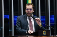 Plínio chama de 'hipócrita' países que criticam exploração na Amazônia