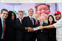 Plano Plurianual chega ao Congresso com foco no social