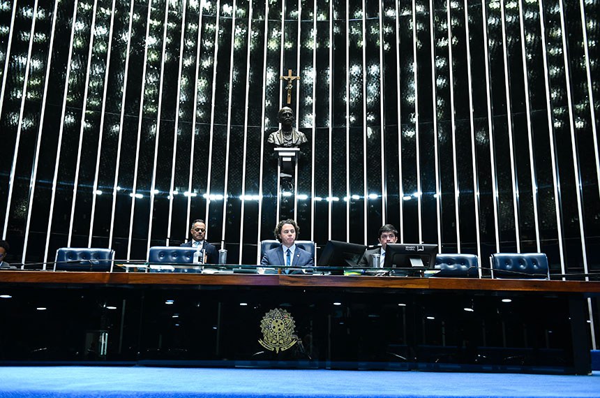 Mesa: 
presidente em exercício do Senado Federal, senador Veneziano Vital do Rêgo (MDB-PB); 
secretário-geral adjunto da Mesa do Senado Federal, Ivan Furlan Falconi.
