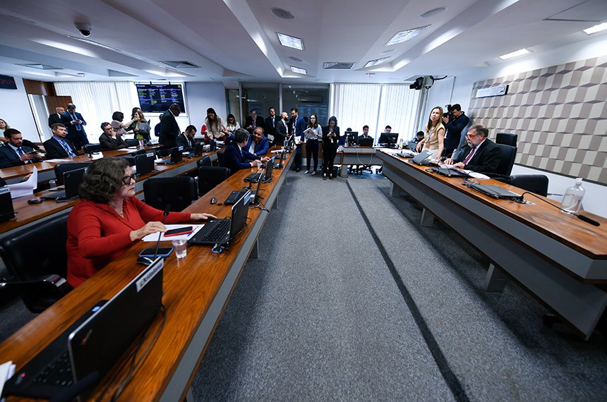 Bancada:
senadora Teresa Leitão (PT-PE); 
líder do governo no Congresso Naciona, senador Randolfe Rodrigues (Rede-AP);
senador Eduardo Gomes (PL-TO).