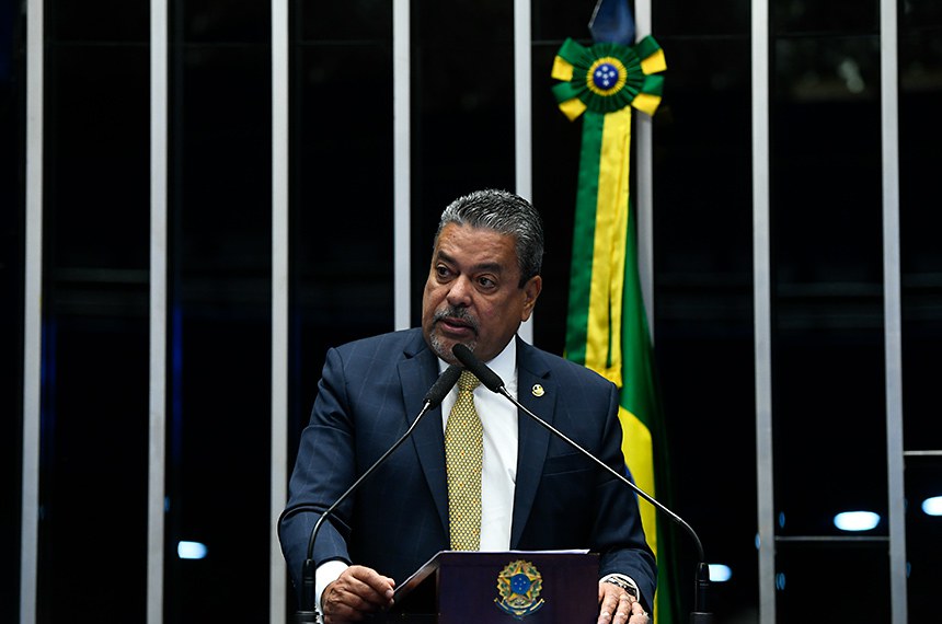 Em discurso, à tribuna, senador Dr. Hiran (PP-RR).