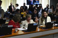 Comissão aprova 1% do valor arrecadado em loterias para programa Terra Brasil