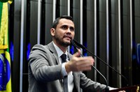 Cleitinho critica volta da contribuição assistencial a sindicatos