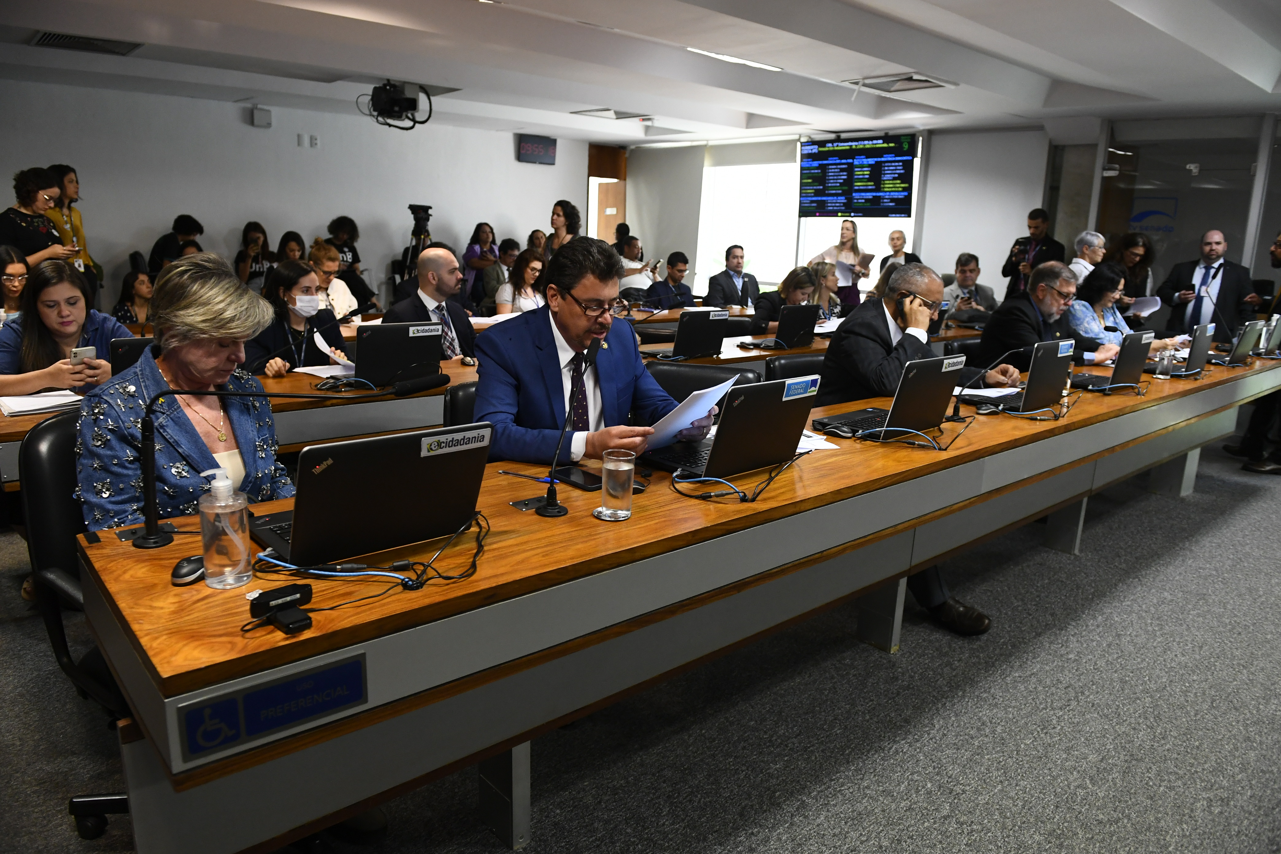 Bancada:
senadora Margareth Buzetti (PSD-MT); senadora Ana Paula Lobato (PSB-MA); senador Wilder Morais (PL-GO); senador Paulo Paim (PT-RS); senador Flávio Arns (PSB-PR); senadora Damares Alves (Republicanos-DF).