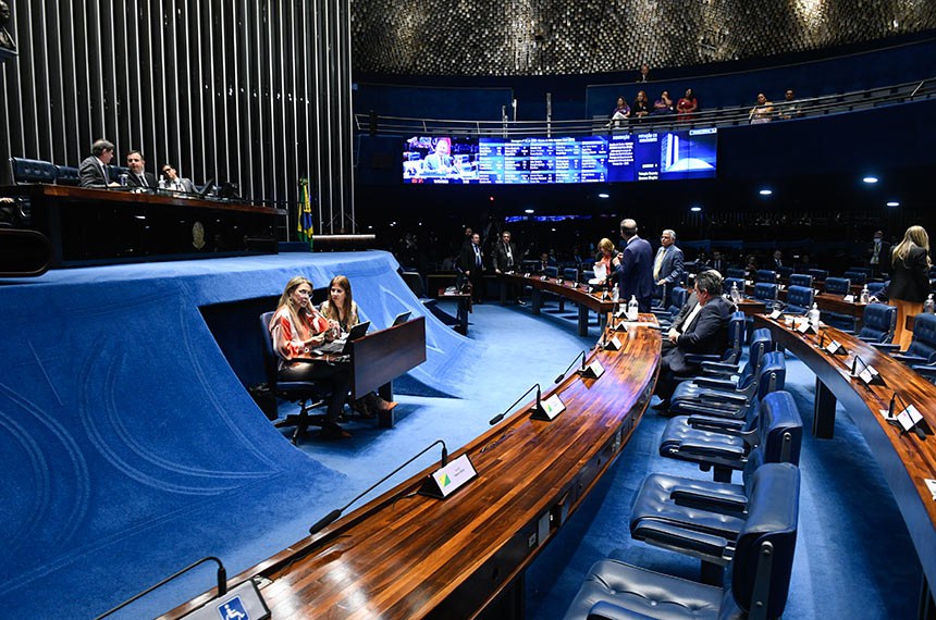 Mesa:  
senador Cid Gomes (PDT-CE); 
presidente do Senado Federal, senador Rodrigo Pacheco (PSD-MG); 
secretário-geral da Mesa do Senado Federal, Gustavo A. Sabóia Vieira. 