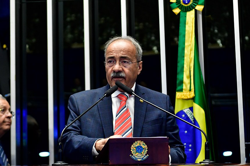 Em discurso, à tribuna, senador Chico Rodrigues (PSB-RR). 