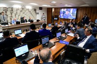 CAE aprova redução do valor de multas de ofício aplicadas pela Receita Federal