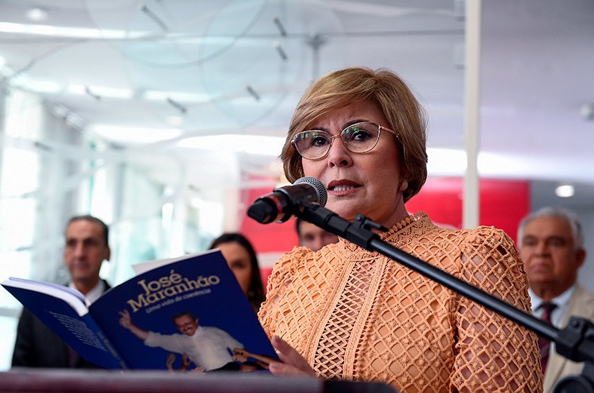 Em discurso, viúva do homenageado e presidente do Tribunal Regional Eleitoral da Paraíba (TRE-PB), desembargadora Fátima Maranhão.