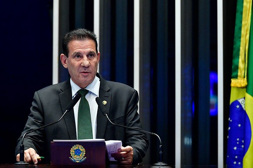 Em discurso, à tribuna, senador Vanderlan Cardoso (PSD-GO).