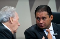 CCJ tem terceiro debate sobre nova lei do impeachment