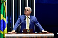 Girão vai denunciar à PGR deputado que teria recebido propina para defender apostas esportivas