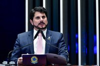 Marcos do Val destaca aprovação do marco temporal pela CCJ e critica STF