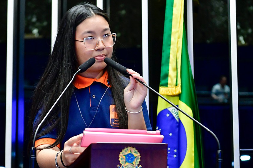 Em discurso, à tribuna, jovem senadora 2023 pelo Distrito Federal, Maria Paula Mayumi Melo Haraguchi.
