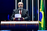 Paim comemora aprovação do Desenrola Brasil