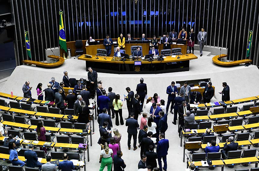 Mesa: 
vice-presidente da Câmara dos Deputados, deputado Marcos Pereira (Republicanos-SP);
secretário-geral da Mesa do Senado Federal, Gustavo A. Sabóia Vieira. 
