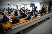 CCJ aprova PEC que limita decisões monocráticas e pedidos de vista no Judiciário