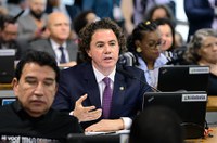 Compensação a estados e municípios vai ao Plenário com urgência