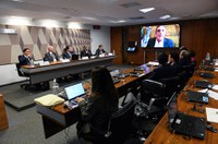 Representantes do setor de serviços criticam aumento na reforma tributária