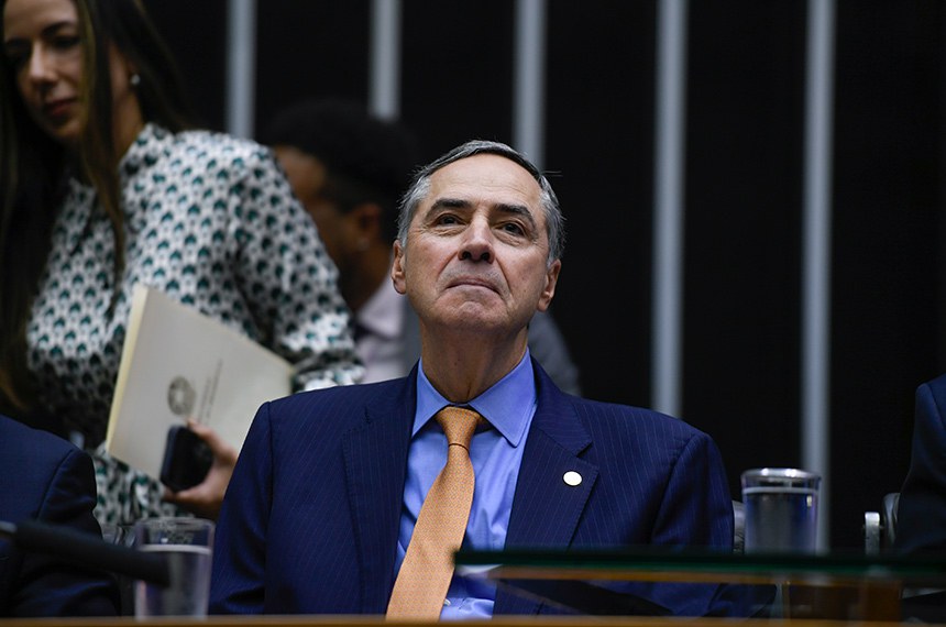 À mesa, presidente do Senado Federal, senador Rodrigo Pacheco (PSD-MG), conduz sessão.