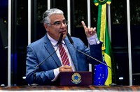 Girão comemora Fortaleza na final da Copa Sul-Americana