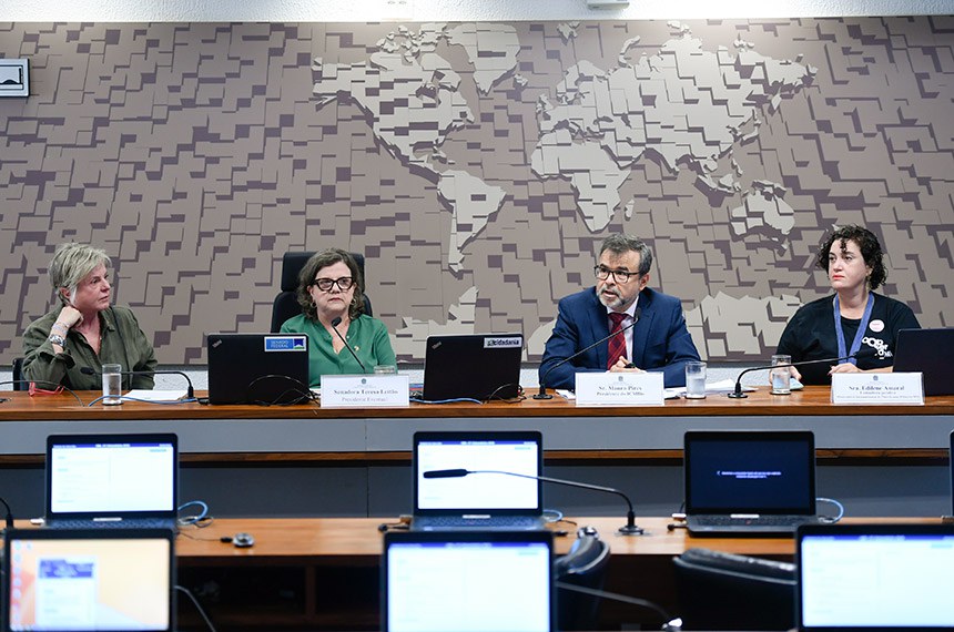 Mesa:
senadora Margareth Buzetti (PSD-MT);
presidente eventual da CMA, senadora Teresa Leitão (PT-PE);
presidente do Instituto Chico Mendes de Conservação da Biodiversidade (ICMBio), Mauro Pires;
consultora jurídica do Observatório Socioambiental de Mato Grosso (Observa-MT), Edilene do Amaral.