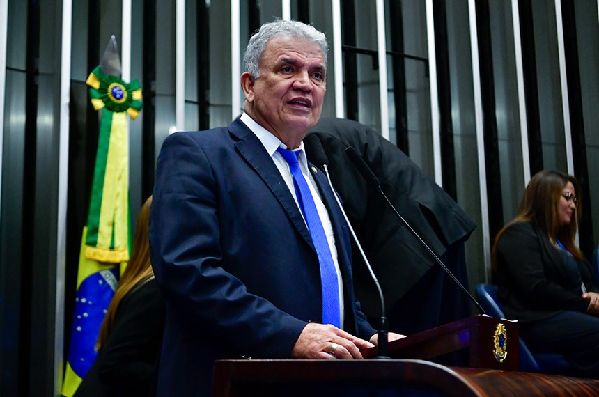 Em discurso, à tribuna, relator do PL 3.525/2019, senador Sérgio Petecão (PSD-AC).