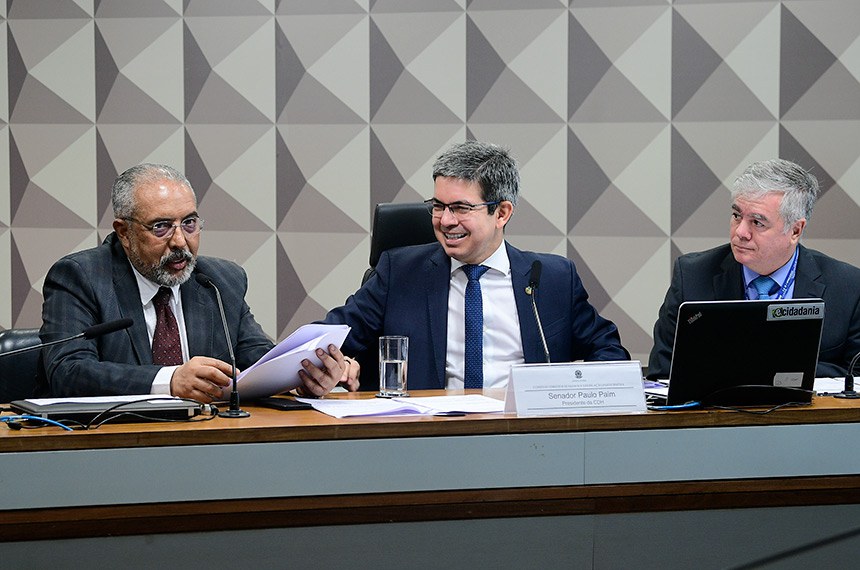 Mesa: 
presidente da CDH, senador Paulo Paim (PT-RS);
líder do governo no Congresso Nacional, senador Randolfe Rodrigues (Rede-AP);
secretário da CDH, Cristiano Oliveira.