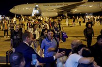 Senadores acompanham resgate de brasileiros e pedem paz no Oriente Médio