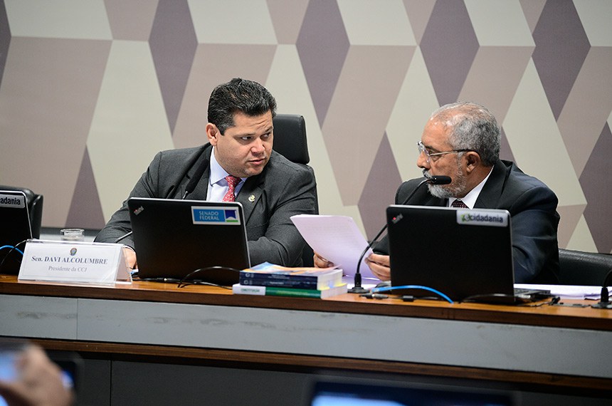 Mesa:
presidente da CCJ, senador Davi Alcolumbre (União-AP);
senador Paulo Paim (PT-RS).