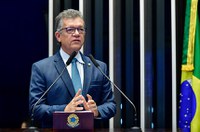Laércio questiona prorrogação de licitação da Petrobras em Sergipe