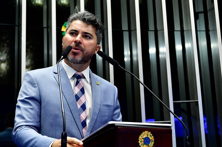 Em discurso, à tribuna, senador Marcos Rogério (PL-RO).